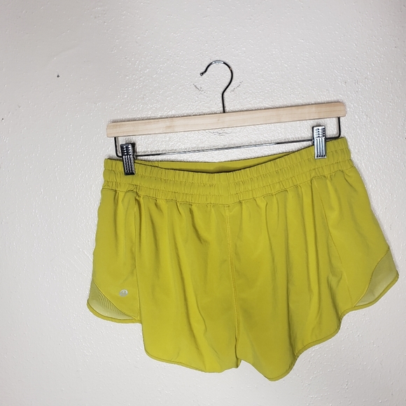 lululemon athletica Shorts Lululemon Hotty Hot Highlight Yellow